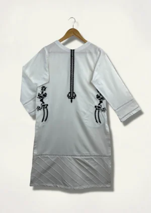 10_ec94c313-7d79-4d3d-86d7-eb250d4054cb